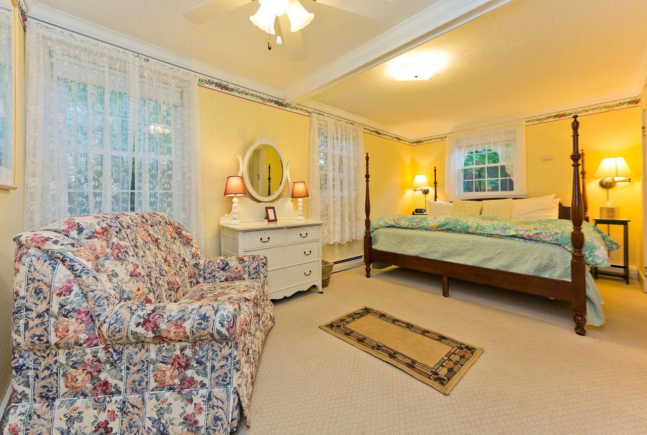 The Elmhurst Bed and breakfast 3*